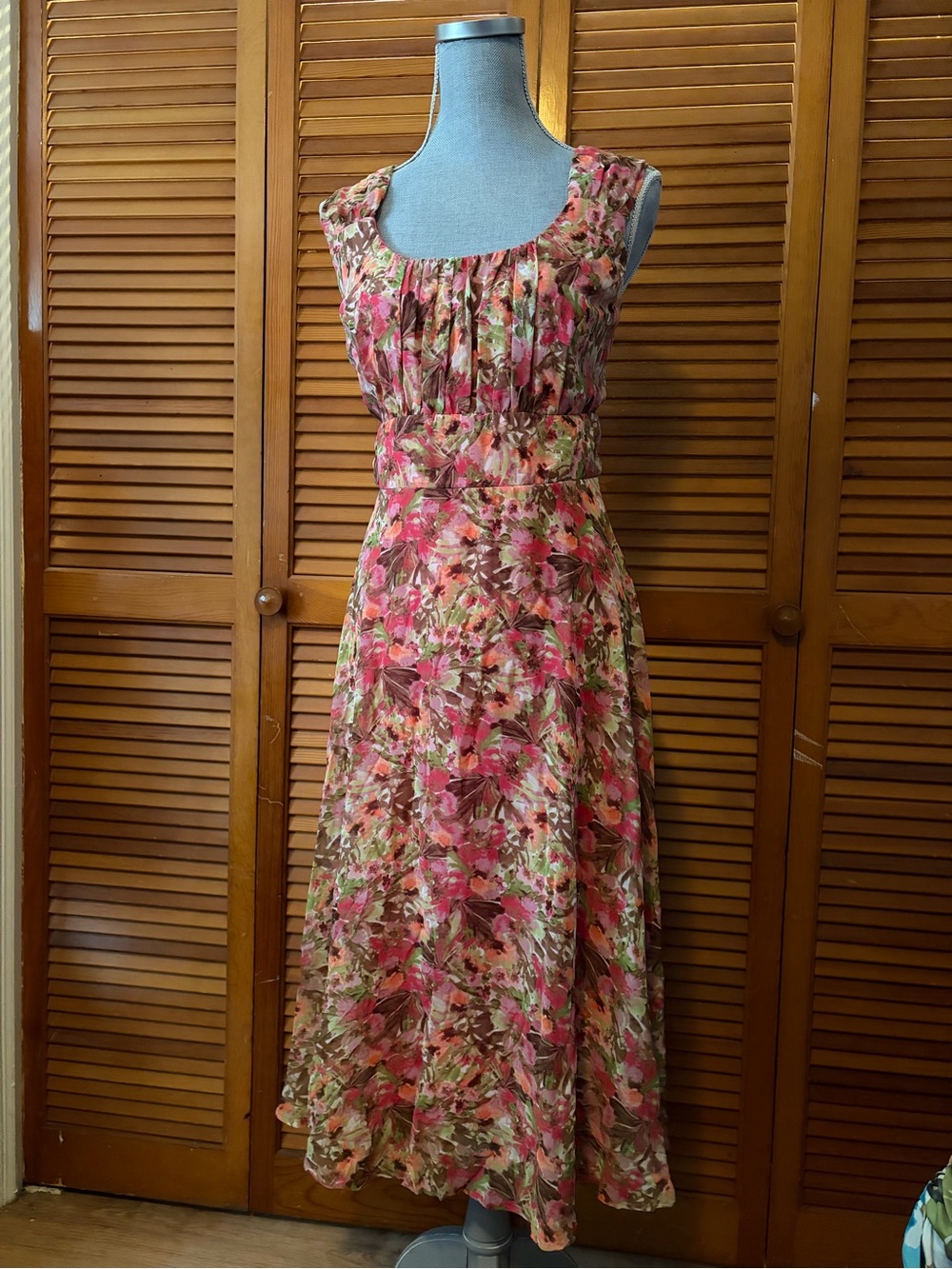 NorthStyle Pink Floral Chiffon Midi Sleeveless Dress